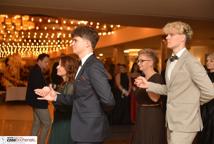 Studniówki rozpoczęte - jak się bawili pierwsi tegoroczni maturzyści?