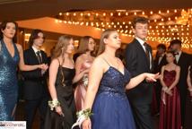 Studniówki rozpoczęte - jak się bawili pierwsi tegoroczni maturzyści?