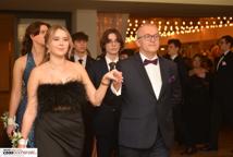 Studniówki rozpoczęte - jak się bawili pierwsi tegoroczni maturzyści?