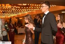 Studniówki rozpoczęte - jak się bawili pierwsi tegoroczni maturzyści?