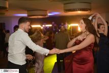 Studniówki rozpoczęte - jak się bawili pierwsi tegoroczni maturzyści?