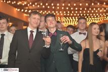 Studniówki rozpoczęte - jak się bawili pierwsi tegoroczni maturzyści?