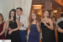 Studniówki rozpoczęte - jak się bawili pierwsi tegoroczni maturzyści?