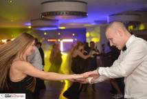 Studniówki rozpoczęte - jak się bawili pierwsi tegoroczni maturzyści?