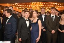 Mechanik zabalował na studniówce - sala pękała w szwach