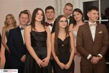 Mechanik zabalował na studniówce - sala pękała w szwach