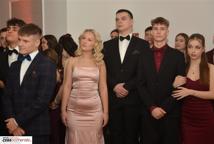 Mechanik zabalował na studniówce - sala pękała w szwach