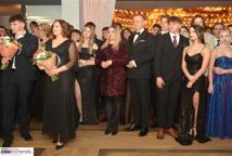 Mechanik zabalował na studniówce - sala pękała w szwach