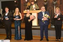 Mechanik zabalował na studniówce - sala pękała w szwach