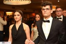 Mechanik zabalował na studniówce - sala pękała w szwach