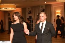 Mechanik zabalował na studniówce - sala pękała w szwach