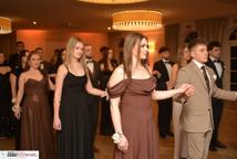 Mechanik zabalował na studniówce - sala pękała w szwach