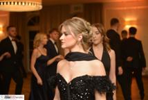 Mechanik zabalował na studniówce - sala pękała w szwach