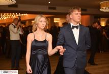 Mechanik zabalował na studniówce - sala pękała w szwach