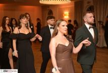 Mechanik zabalował na studniówce - sala pękała w szwach