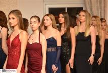 Mechanik zabalował na studniówce - sala pękała w szwach