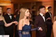 Mechanik zabalował na studniówce - sala pękała w szwach