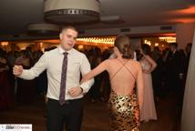 Mechanik zabalował na studniówce - sala pękała w szwach