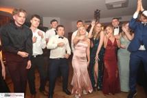 Mechanik zabalował na studniówce - sala pękała w szwach