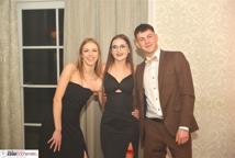 Mechanik zabalował na studniówce - sala pękała w szwach