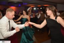 Mechanik zabalował na studniówce - sala pękała w szwach