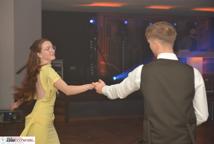 Mechanik zabalował na studniówce - sala pękała w szwach