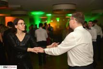 Mechanik zabalował na studniówce - sala pękała w szwach