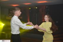 Mechanik zabalował na studniówce - sala pękała w szwach