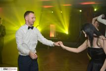 Mechanik zabalował na studniówce - sala pękała w szwach