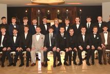 Mechanik zabalował na studniówce - sala pękała w szwach