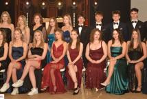 Mechanik zabalował na studniówce - sala pękała w szwach