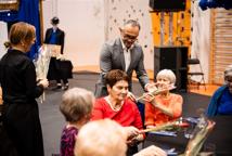 Cezary Pazura w Łapczycy - zobacz jak obchodzono Gminny Dzień Kobiet?