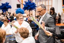 Cezary Pazura w Łapczycy - zobacz jak obchodzono Gminny Dzień Kobiet?