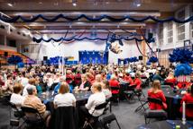 Cezary Pazura w Łapczycy - zobacz jak obchodzono Gminny Dzień Kobiet?