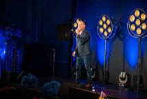 Cezary Pazura w Łapczycy - zobacz jak obchodzono Gminny Dzień Kobiet?