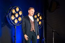 Cezary Pazura w Łapczycy - zobacz jak obchodzono Gminny Dzień Kobiet?