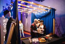 Cezary Pazura w Łapczycy - zobacz jak obchodzono Gminny Dzień Kobiet?