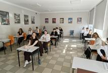 Maturzyści walczą o wyniki - matura na start