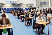 Maturzyści walczą o wyniki - matura na start