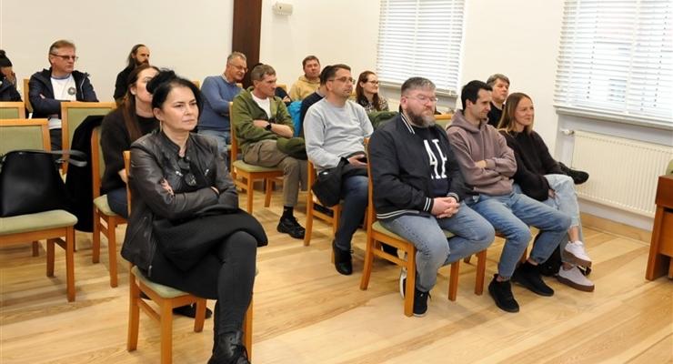 Mieszkańcy os. Proszowskie domagają się planu miejscowego i wstrzymania „WZ”.