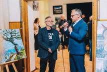 Dwa smoki w galerii Chełm – malarstwo, muzyka i taniec