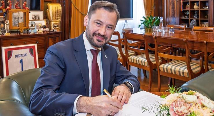 Miszalski odchodzi, Rada pozostaje