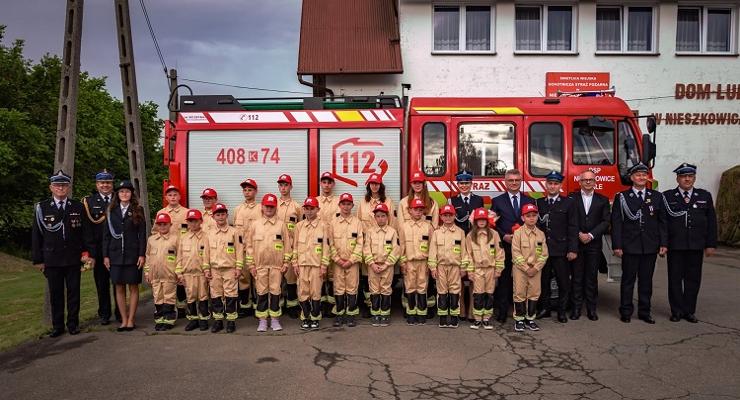 Nowy samochód dla OSP Nieszkowice Małe