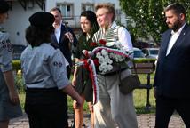 1 sierpnia – chwała bohaterom, hańba zdrajcom i prowokatorom