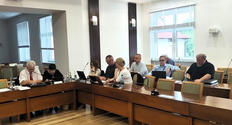 Komisja Rewizyjna o dokapitalizowaniu BZUK: "To jest chore" - BZUK w bardzo złej sytuacji