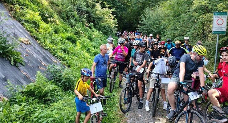 Rowerowa niedziela w Gorzkowie