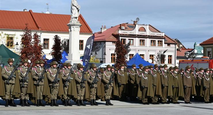 Wspaniałe uroczystości w Bochni - zobacz jak świętował 21. Batalion Logistyczny