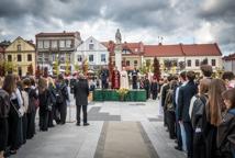 Uczniowie I Liceum ślubowali na Rynku