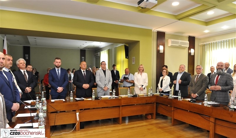 Sprawdź ile zarobią radni po podwyżkach?