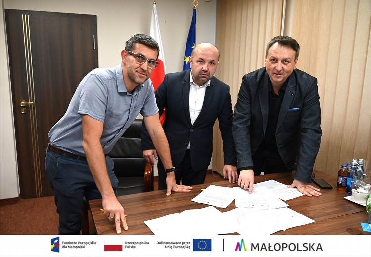 Rzezawa: 1,2 mln zł na poprawę gospodarki wodnej